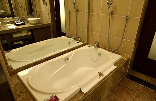 Nakama Hotel | Okinawa Kariyushi Resort Exes Onna