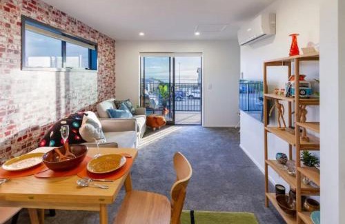 Christchurch Apartment | Okioki - Seaside Escape