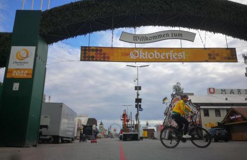 Untere Au House | OKTOBERFEST central one bedroom upto four pax