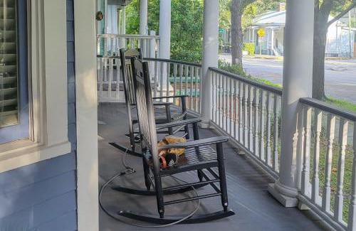 Dixon Park House | Ola's Oasis