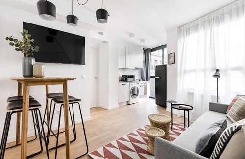 San Diego Apartment | Olala Color Apartment 2B