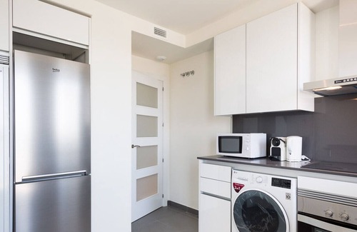 Sant Adria de Besos Apartment | Olala harbor forum 4. 1