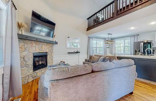 Blairsville House | Old Beech Road Retreat