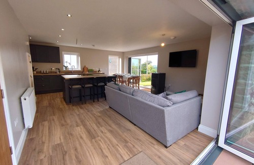 Sockbridge and Tirril House | Old Brewery BarnnStunning spacious barn, near Ullswater & Pooley Bridge