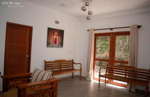 Yatiyantota Hotel | Old Bridge Riverside Hotel