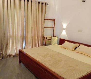 Yatiyantota Hotel | Old Bridge Riverside Hotel