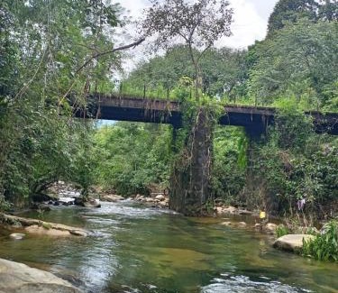 Yatiyantota Hotel | Old Bridge Riverside Hotel
