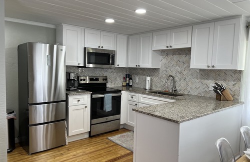 Harbor Oaks House | Old Florida Bungalow on Salt Water Canal, Kayak, Paddle Board & Fish