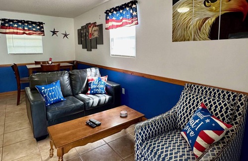 Fort McCoy Cabin | Old Glory at The Tree'Ke Resort - Cabin #1