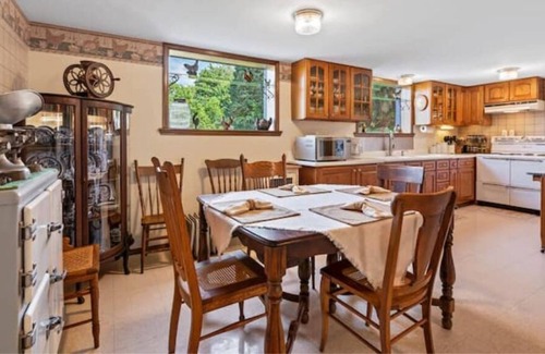 Shelton House | Old Growth & Country Living Farm