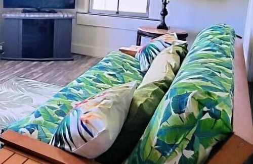 Kapaau House | Old Hawaii's Rustic Charm