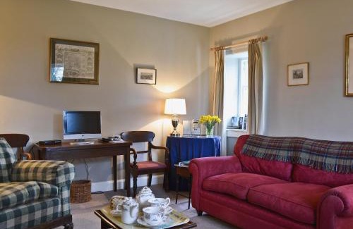 Dunfermline House | Old Inzievar