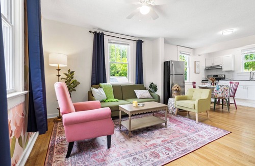Durham House | Old North Durham 1BR Sleeps 4