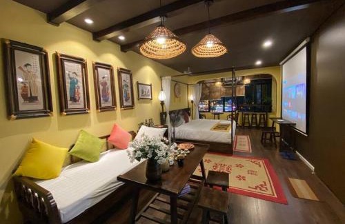 Old Quarter Apartment | Old Quarter Lux Boutique Railview Retreat