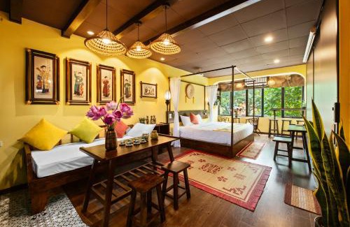 Old Quarter Apartment | Old Quarter Lux Boutique Railview Retreat