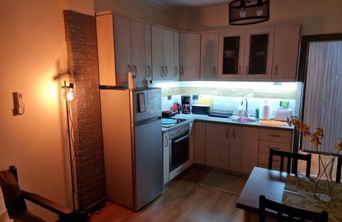 Thessaloniki Apartment | Old school - classic value