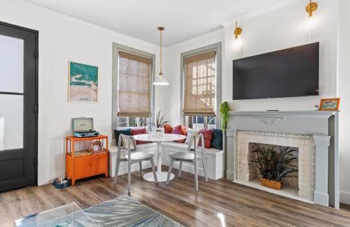 Biloxi House | Old Spanish House Suite A Sophisticated Retreat