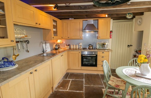 Loftus Cottage | OLD STABLES COTTAGE, pet friendly, with open fire in Loftus