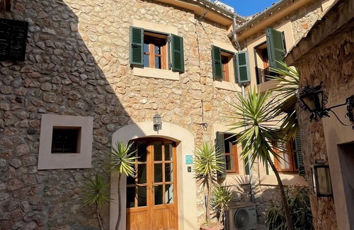 Biniaraix House | OLD STONE HOUSE IN THE LOVELY ANCIENT VILLAGE OF FORNALUTX