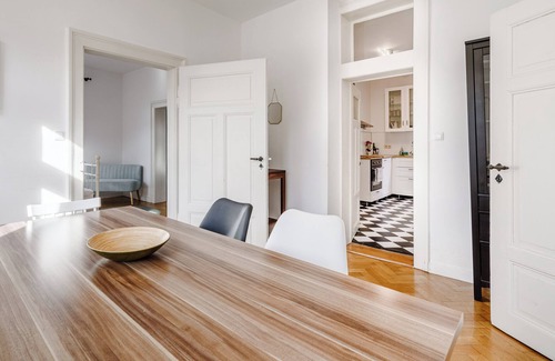 Kulmbach Apartment | Old Town Center Apartments - 4 bedrooms