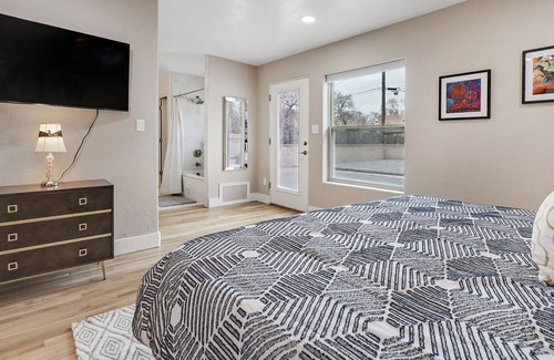 West Old Town House | Old Town Getaway