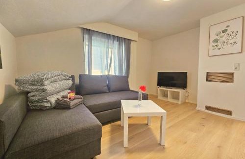 Hall In Tirol Apartment | Old Town Modern Charm Apartment