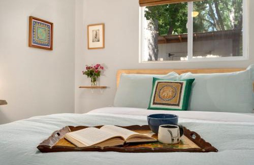Fort Collins House | Old Town Retreat w Vintage Flair Near CSU, Bikes!