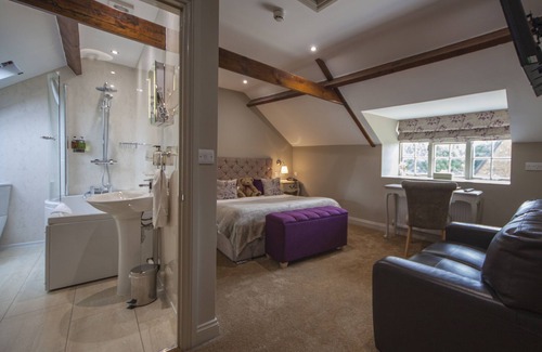 Lyddington Hotel | Old White Hart