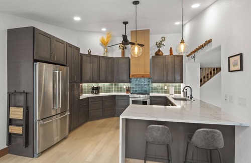 Scenic Heights House | Olde Town Getaway