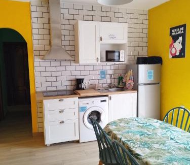 Perchel Norte Apartment | Ole Ole Marmoles