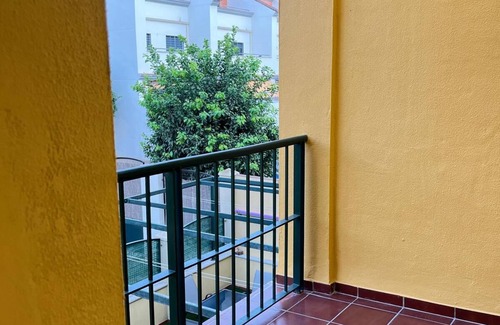 Bormujos House | OLIVAR DE BORMUJOS-SUSTAINABLE HOUSE-FREE PARKING/ELECTRIC CAR CHARGER
