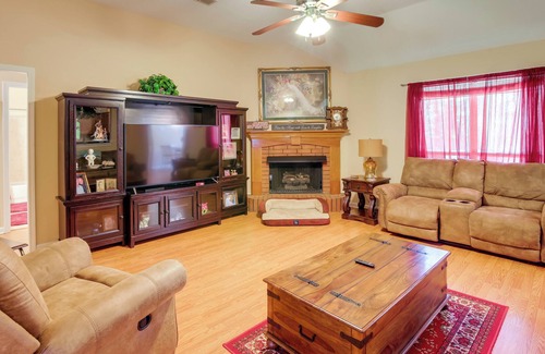 Olive Branch House | Olive Branch Getaway w/ Deck & Charcoal Grill!