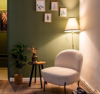 Craiova Apartment | Olive by Humpback