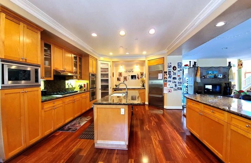 Encinitas House | Olivenhain Mini Estate in quiet area less than 12 mins from several beaches.