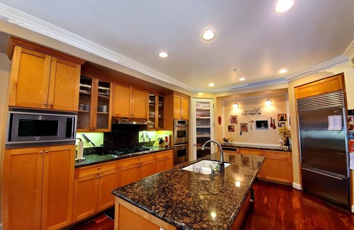 Encinitas House | Olivenhain Mini Estate in quiet area less than 12 mins from several beaches.