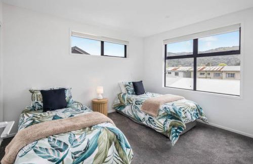 Trentham House | Oliver Oasis Wellington 2BR Retreat