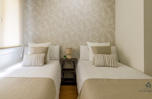 San Felipe Neri Apartment | Ollerias Penthouse Terrace