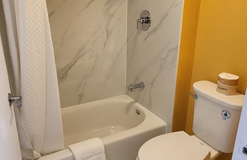 Port Angeles Hotel | Olympic Inn & Suites