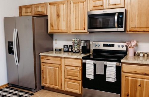 Port Angeles House | Olympic National Park Newly Built Cozy Central Home Base