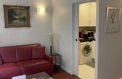 Auteuil Apartment | OLYMPICS! ROLAND GARROS AREA- 1 Bedroom- 1 Bath Condon