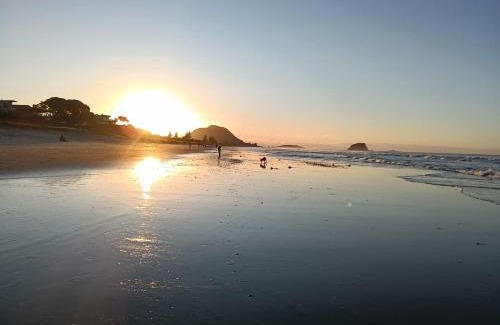 Mount Maunganui Bed & Breakfast | Omanu Cottage