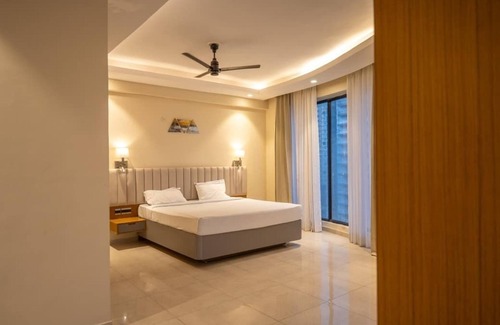 Mohangarh Hotel | Omaxe Hazratganj Lucknow Suites & Inn