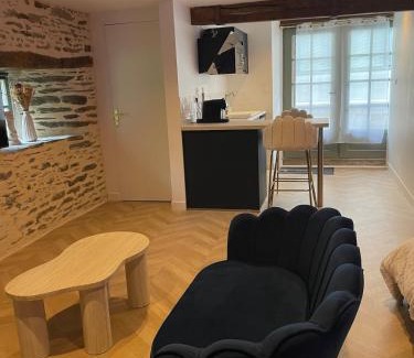 Josselin Apartment | Ombre et Douceur