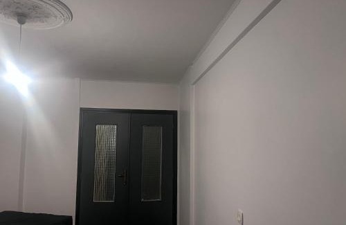 Epinay-sur-Seine Apartment | Ombre et lumière