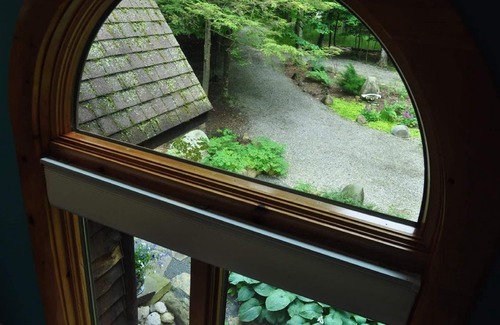Traverse City House | Omena Paradise on Traverse Bay Awaits! Private Beach! Summer 2025 Openings!