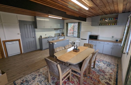 Omeo House | Omeo acreage getaway in the Victorian High Country