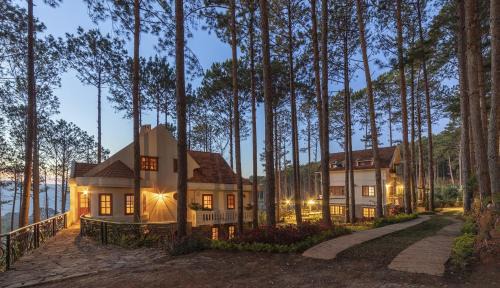 Phuong 10 Resort | Omirita Resort Dalat