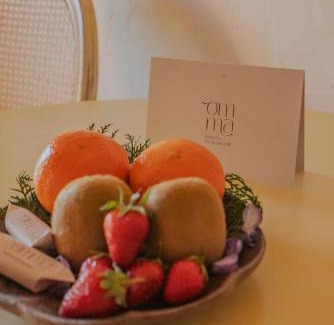 Roussillon Hotel | Omma