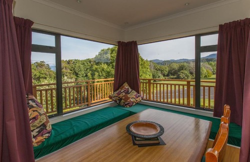 Omori House | Omori Lake Escape - Holiday Home