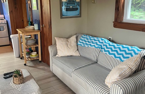 York Beach House | "On Beach Time" Beach Cottage -7 Night Stay for prime months of Jun, Jul & Aug